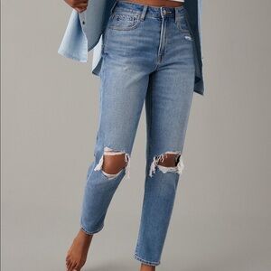 American Eagle Ripped Mom Jean